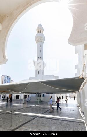 Jeddah, Arabia Saudita, febbraio 22 2020: Moschea al Rahma nel nord di Jeddah, costruita direttamente sul mare. Conosciuta anche come la moschea galleggiante, SA Foto Stock