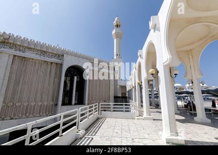 Jeddah, Arabia Saudita, febbraio 22 2020: Moschea al Rahma nel nord di Jeddah, costruita direttamente sul mare. Conosciuta anche come la moschea galleggiante, SA Foto Stock