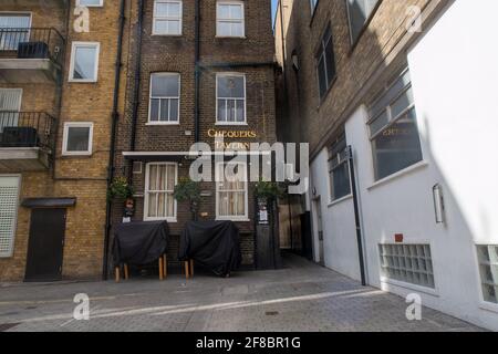 Chequers Tavern, Piccadilly Foto Stock