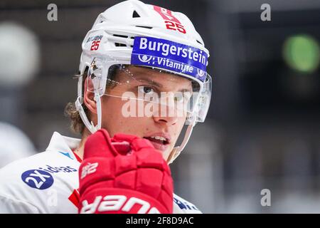 Porza, Svizzera. 13 Apr 2021. 13 Aprile 2021, Porza, Corner Arena, NL 1/4 finale - gioco 1: HC Lugano - SC Rapperswil-Jona Lakers, 25 Nando Eggenberger (Lakers) (Switzerland/Croatia OUT) Credit: SPP Sport Press Photo. /Alamy Live News Foto Stock