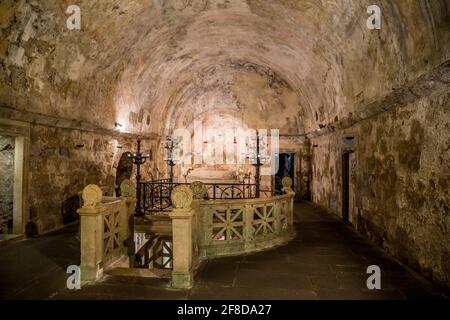 All'interno della Cattedrale di Santa Caterina a Bolsena, Lazio, Italia Foto Stock