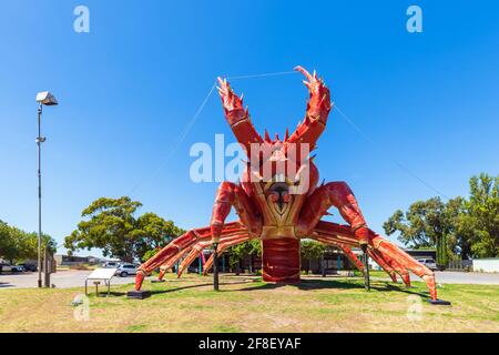 Kingston se, South Australia - 14 febbraio 2021: Il Big Lobster è un'attrazione turistica sulla strada per il Monte Gambier conosciuto come Larry the Lobster Foto Stock