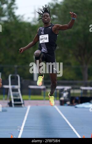 Tajay Gayle (JAM) vince il lungo salto alle 27-1 3/4 (8.27m) durante l'Invitational Miramar, sabato 10 aprile 2021, a Miramar, Fla. Foto Stock