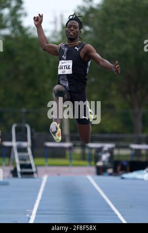 Tajay Gayle (JAM) vince il lungo salto alle 27-1 3/4 (8.27m) durante l'Invitational Miramar, sabato 10 aprile 2021, a Miramar, Fla. Foto Stock