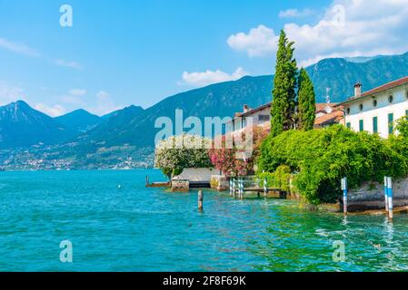 Vista sul lago di Sulzano sul lago d'Iseo Foto Stock