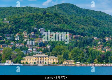 Villa Olmo situata sulla riva del Lago di Como in Italia Foto Stock