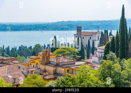 Palazzo Vittoriale degli italiani a Gardone Riviera in Italia Foto Stock