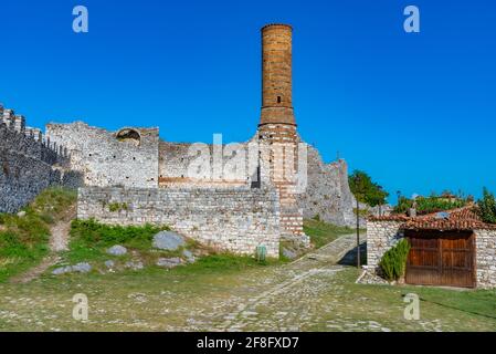 Moschea rossa all'interno del castello di Berat in Albania Foto Stock