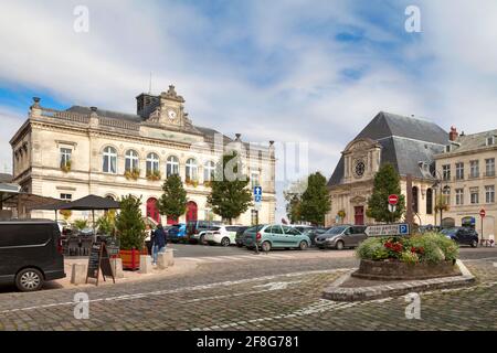 Laon, Francia - Giugno 10 2020: Il municipio è situato nella città alta di Laon, nel dipartimento di Aisne. Foto Stock