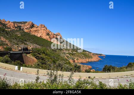 Cannes, Francia, 13 aprile 2021. Illustrazione della Costa Azzurra durante il 3 ° blocco in Francia per evitare la diffusione di Covid-19. Saint-Raphael, Antheor, Francia il 13 aprile 2021. Foto di Lionel Urman/ABACAPRESS.COM Foto Stock