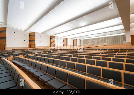 Fatima, Portogallo - 12 febbraio 2020: Basilica della Santissima Trinità al Santuario di Fatima - Fatima, Portogallo Foto Stock