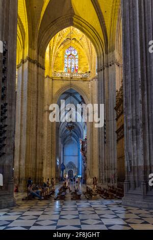 SEVILLA, SPAGNA, 25 GIUGNO 2019: Interno della Cattedrale di Santa Maria della sede a Siviglia, Spagna Foto Stock