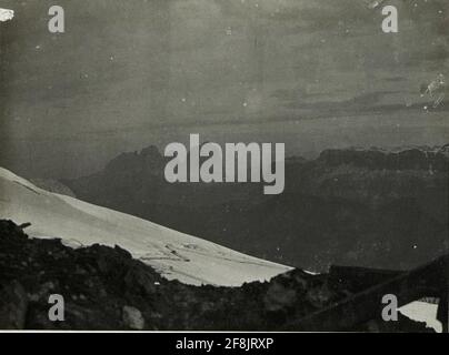Vista dal col de Bois su Langkofel e Sellagroup. . Foto Stock