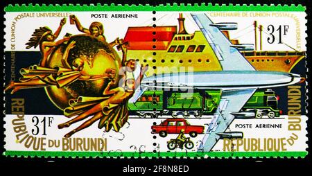 MOSCA, RUSSIA - 30 SETTEMBRE 2019: Francobollo stampato in Burundi Mostre Globe e trasporto postale, 2MOSCOW, RUSSIA - 30 SETTEMBRE 2019: Francobollo Foto Stock