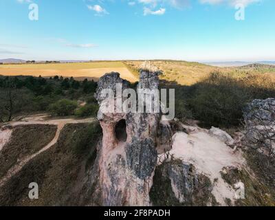 Roccia di cammello vicino a Pilisborosjeno città in Ungheria. Forma geologica di Amazingh. Famosa attrazione turistica nell'area di Budapest. Foto Stock