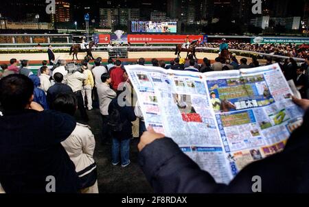 GARE INTERNAZIONALI DI JOCKEYS CHAMPIONSHIP A HAPPY VALLEY HONG KONG 11/12/2002 FOTO DAVID ASHDOWNRACING Foto Stock