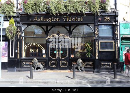 L'hotel Arlington sulla banchina di Ormond a Dublino Foto Stock