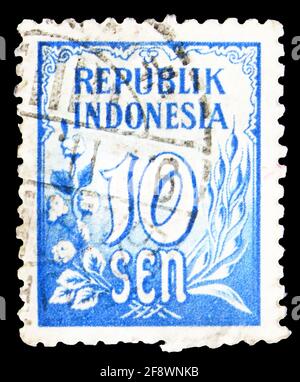 MOSCA, RUSSIA - 1 OTTOBRE 2019: Francobollo stampato in Indonesia spettacoli , serie, circa Foto Stock
