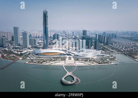 Fotografia aerea dello skyline di Taihu New City nella Baia di Suzhou Foto Stock