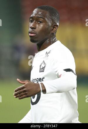 Soumare di Boubakary di Lille durante la partita di calcio del campionato francese Ligue 1 tra FC Metz e Lille OSC (LOSC) il 9 aprile 2021 allo Stade Saint-Symphorien di Metz, Francia - Foto Jean Catuffe / DPPI / LiveMedia Foto Stock