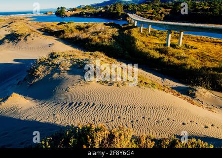 Spiaggia di sabbia, Fort Bragg, California, Stati Uniti Foto Stock