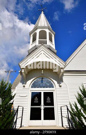 Franklin Grove, Illinois, Stati Uniti. La prima chiesa presbiteriana di Franklin Grove è una vera chiesa di campagna in una comunità agricola. Foto Stock