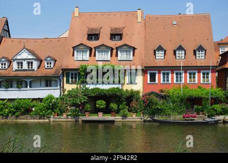 Case di pescatori sul piccolo canale di Venezia, Bamberga, Baviera, Germania Foto Stock