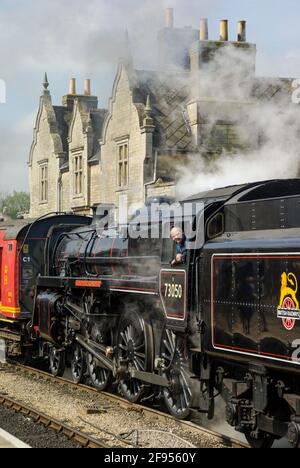 British Railways Standard Class 5 73050 locomotiva a vapore britannica conservata denominata City of Peterborough, nella stazione di Wansford sulla Nene Valley Railway, Regno Unito Foto Stock