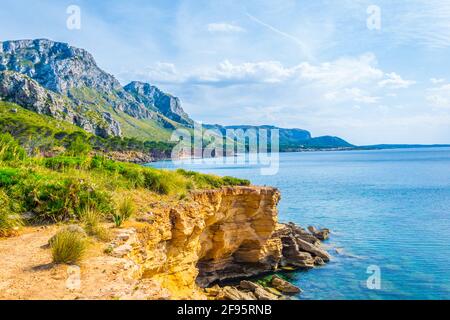 Costa frastagliata di Maiorca a Cap Ferrutx Foto Stock