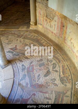 Mosaico dell'atrio dei Cupidi da pesca, Villa Romana del Casale Foto Stock