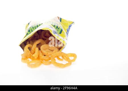Funyuns cipolla Flavored anelli snack Bag by Frito-Lay Company isolato su bianco Foto Stock