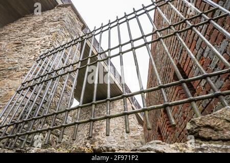 Particolare di una grata di ferro nella fortezza Feste Oberhaus nei tre fiumi città Passau, Germania Foto Stock