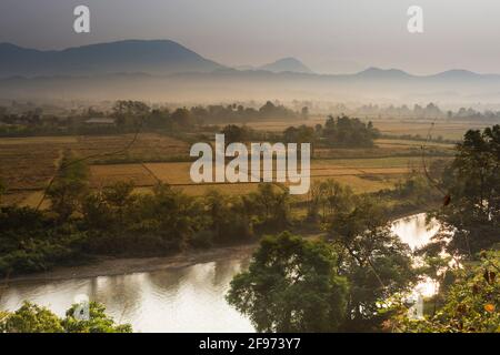 Vang Vieng, la grotta di Tham Chang Foto Stock