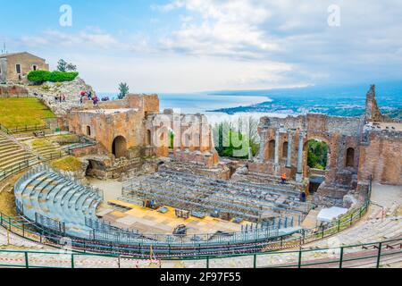 Teatro Antico di Taormina in Sicilia Foto Stock