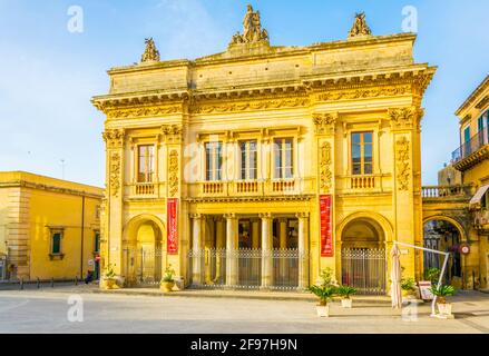 Teatro comunale Vittorio Emanuele in noto, Sicilia, Italia Foto Stock