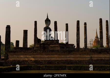 Thailandia, Sukothai, Wat Mahathat tempio Foto Stock