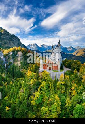 Castello di Neuschwanstein, Schwangau vicino a Füssen, Svevia, Baviera, Germania, Europa Foto Stock