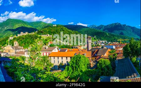 Castelli di Montebello e Sasso Corbaro a Bellinzona Foto Stock