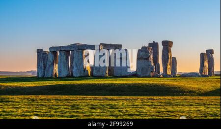 Stonehenge è un famoso punto di riferimento in Inghilterra - fotografia di viaggio Foto Stock