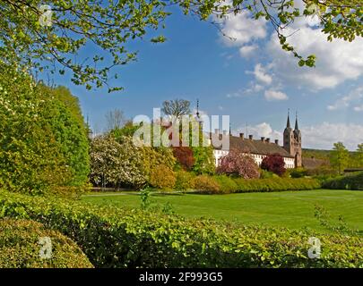 Corvey Castello, ala ovest, chiesa abbaziale, dominio, Höxter, Renania Settentrionale-Vestfalia, Germania Foto Stock