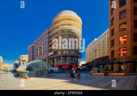 Northern Avenue è un viale pedonale a Yerevan, Armenia, aperto nel 2007. Si trova nel quartiere centrale di Kentron e collega via Abovyan con Freedo Foto Stock