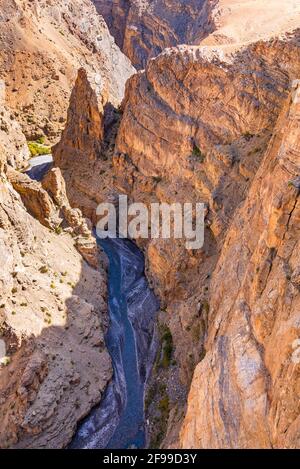 La profonda gola conosciuta anche come Samba Lamba Nallah locale, su cui l'Asia più alto ponte Chicham in costruito che è ora una grande attrattiva turistica Foto Stock