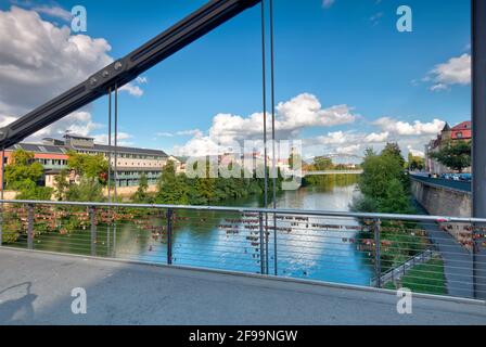 Nuovo Ponte delle catene, canale principale del Danubio, vista di Gärtnerstadt, architettura, Bamberga, Franconia, Baviera, Germania, Europa Foto Stock