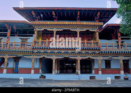 Per molti anni, Punakha Dzong servì come sede o posizione centrale per il governo del Bhutan, anche se in seguito si riallocarono a Thimphu. La a Foto Stock