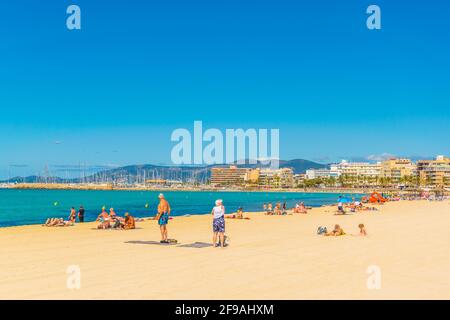 PALMA DE MALLORCA, SPAGNA, 19 MAGGIO 2017: Spiaggia di Playa de Palma a Palma de Mallorca, Spagna Foto Stock