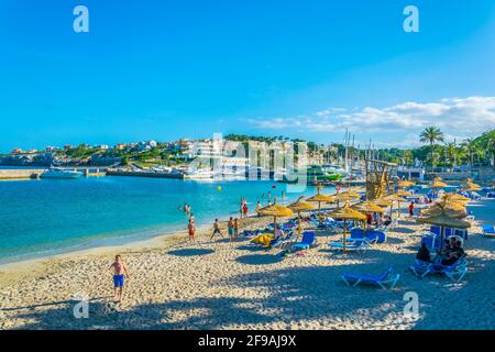 PORTO CRISTO, SPAGNA, 20 MAGGIO 2017: Spiaggia a Porto Cristo, Maiorca, Spagna Foto Stock