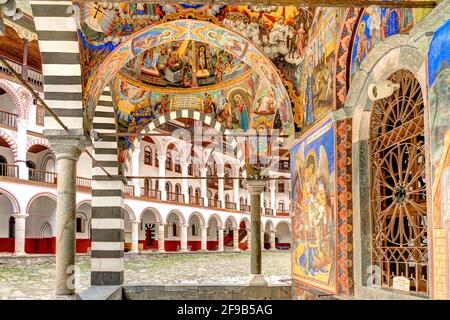 Affreschi nel Monastero di Rila, immagine HDR Foto Stock