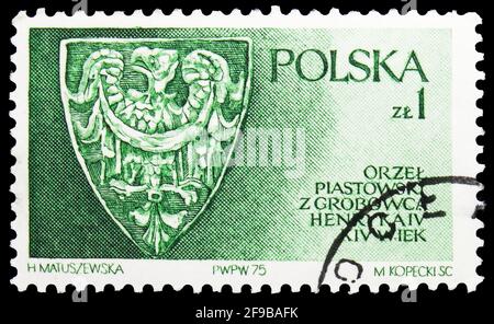 MOSCA, RUSSIA - 24 SETTEMBRE 2019: Francobollo stampato in Polonia mostra Piast Family Eagle, l'influenza della dinastia Piast sullo sviluppo della Slesia Foto Stock