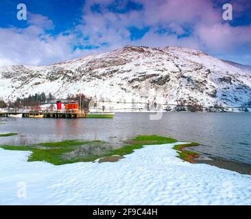 Regno Unito, Inghilterra, Cumbria, Lake District, Ullswater, inverno Foto Stock