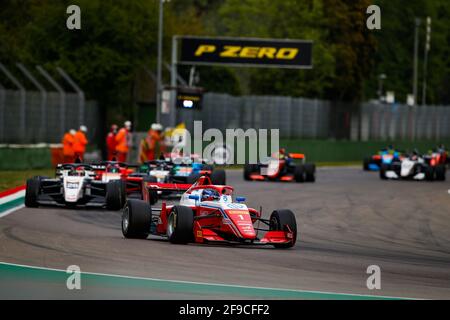 01 ARON Paul, Prema Powerteam, azione durante il 1° round del Campionato europeo Regionale Formula 2021 di Alpine dal 16 al 18 aprile 2021 sull'Autodromo Internazionale Enzo e Dino Ferrari, a Imola, Italia - Foto Florent Gooden/DPPI Foto Stock